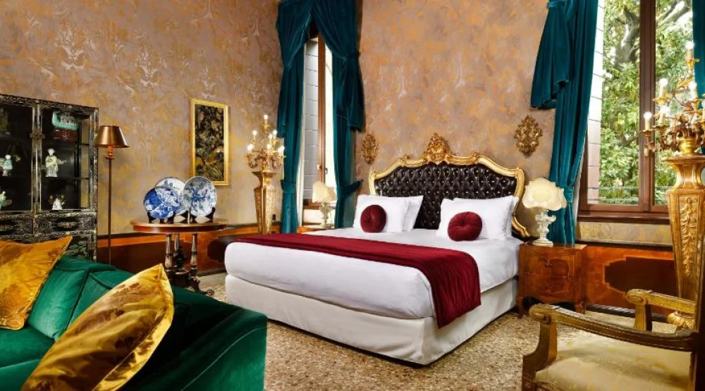 Luxury King Room at Palazzo Venart Luxury Hotel