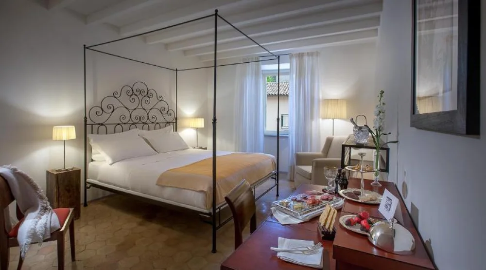 Superior Double Room at Relais & Chateaux Palazzo Seneca