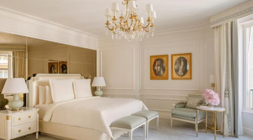 Executive Suite King Bed at Four Seasons George V Hotel