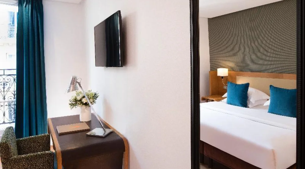 Superior Double Room at Hotel Le Six