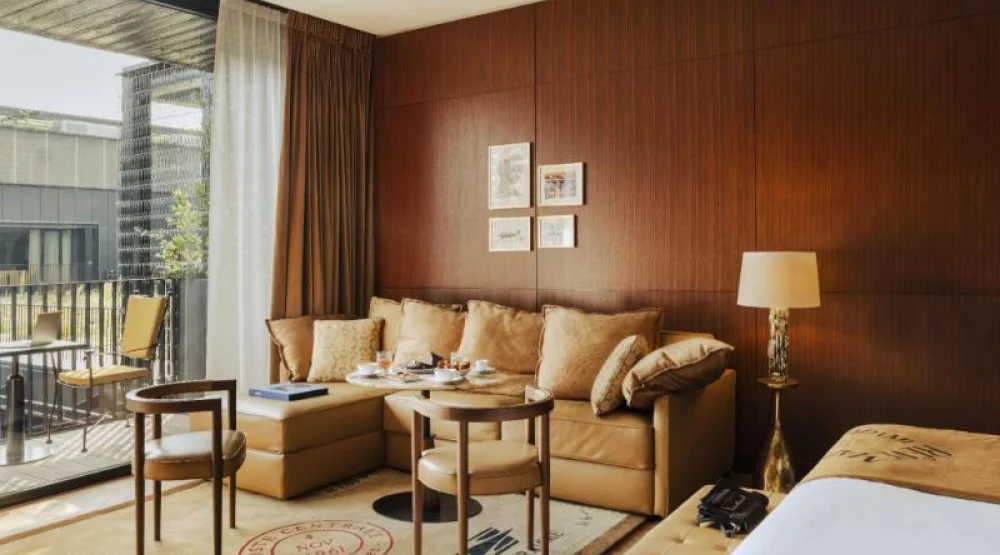 Family Junior Suite with Terrace - Garden View at Hotel Madame Reve