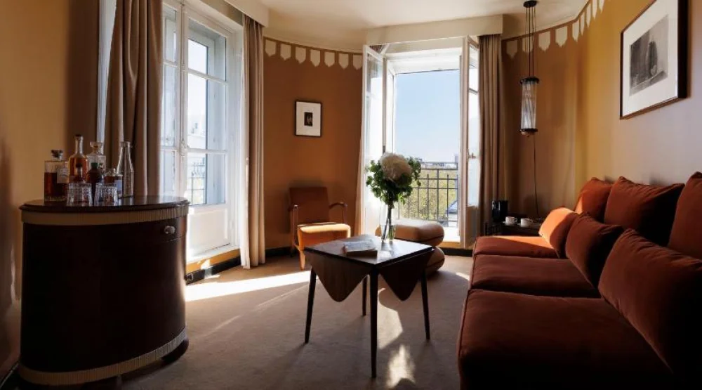 Grand Junior Suite at Hotel Rochechouart