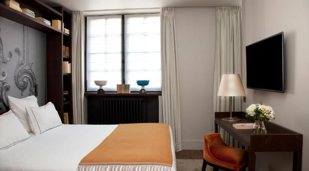 Double Room with River View at Relais de Chambord