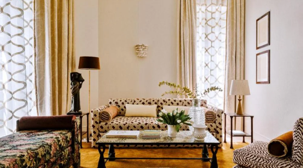 Prestige Suite at Saint James Paris