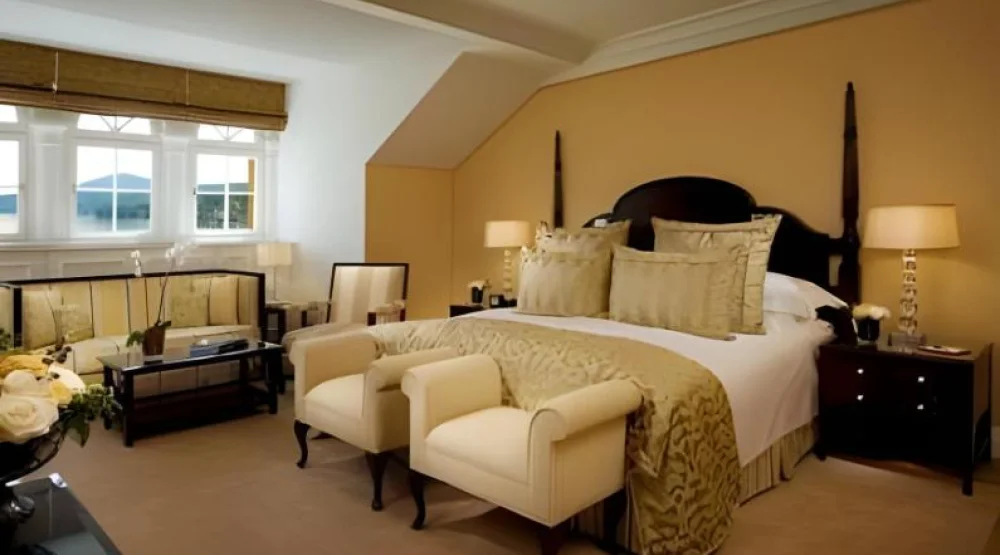 Deluxe Room at Falkensteiner Schlosshotel Velden