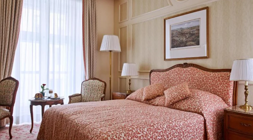 One Queen Deluxe City View at Grand Hotel Wien