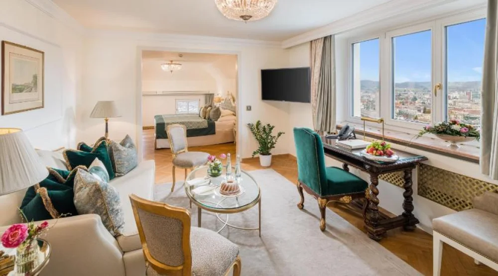 Suite at Hotel Schloss Monchstein