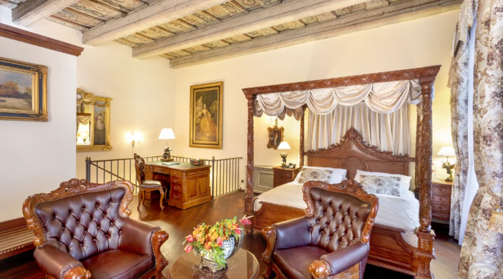 Junior Suite at Iron Gate Hotel & Suites