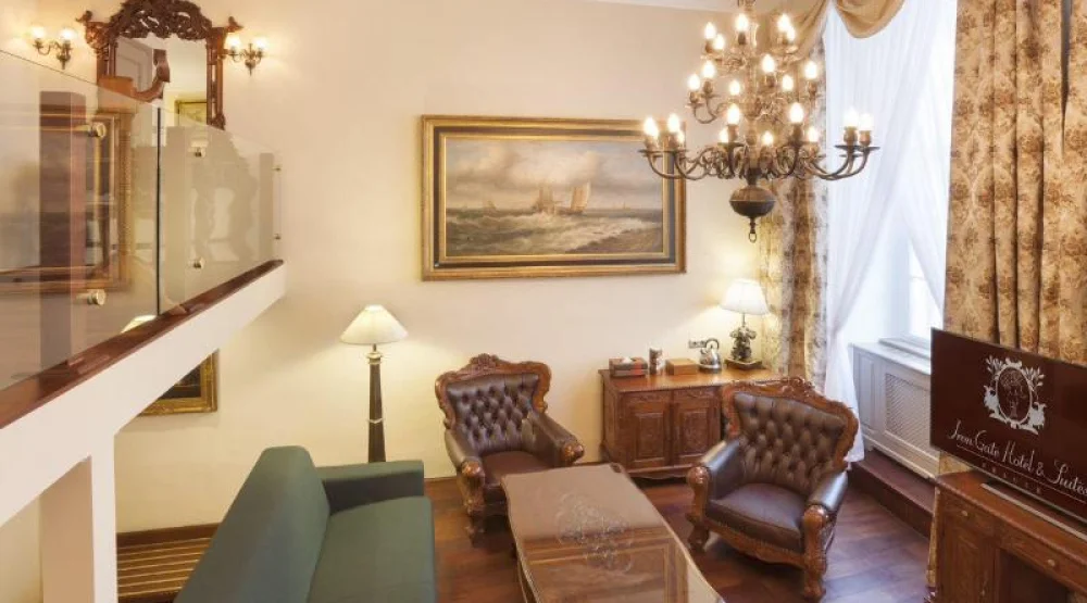 One King Duplex Suite at Iron Gate Hotel & Suites