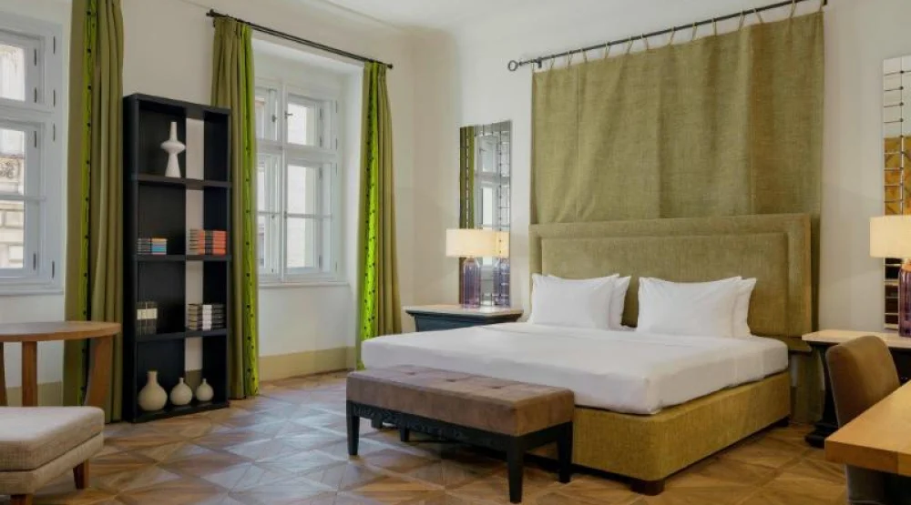 Deluxe King, Deluxe Guest Room, One King at Augustine a Luxury Collection Hotel