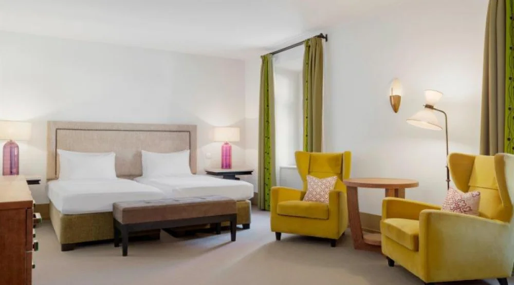 Deluxe Twin, Deluxe Guest Room, Two Twin at Augustine a Luxury Collection Hotel