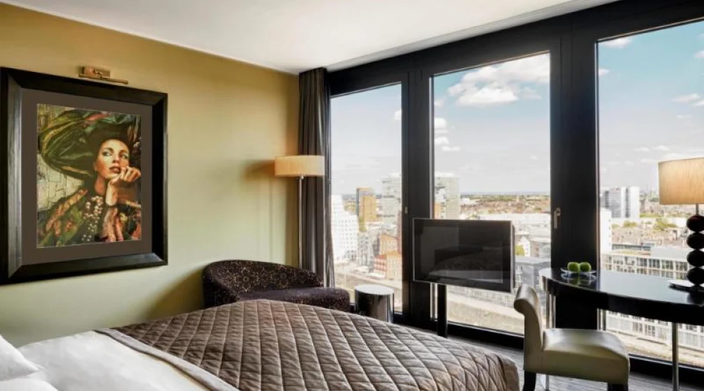 One King Bed with Harbour View at Hyatt Regency Dusseldorf