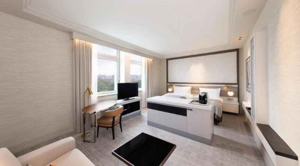 Two Twin Premium at InterContinental Berlin