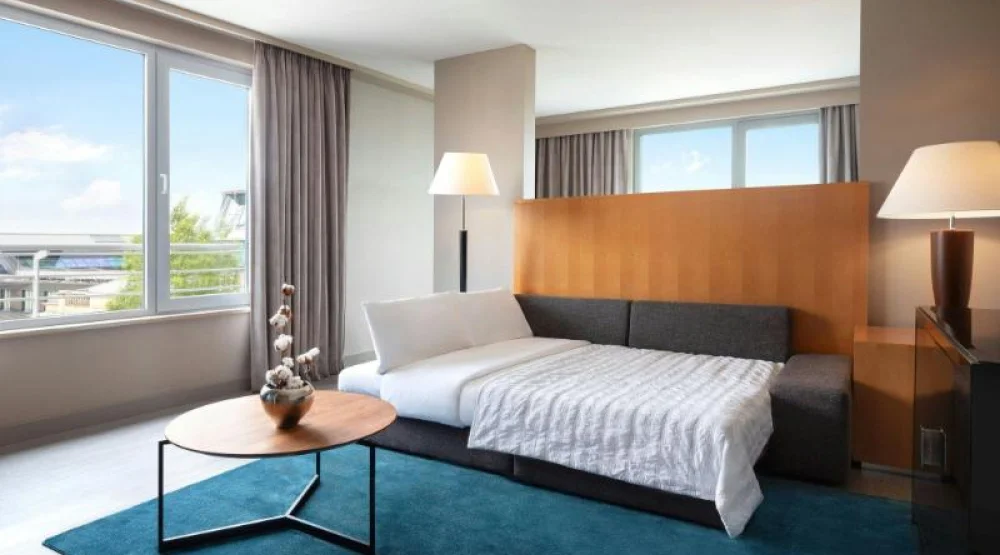 Deluxe Suite, Suite, One King, Sofa Bed at Le Meridien Munich