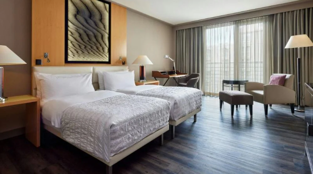 Executive, Larger Guest Room, Two Twin at Le Meridien Munich