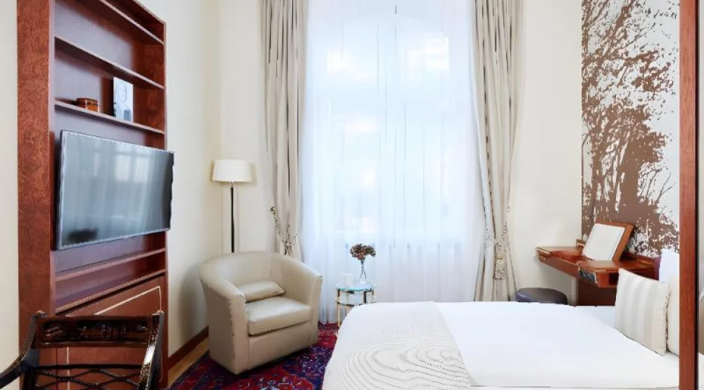 Tiroler Einzelzimmer at Living Hotel De Medici