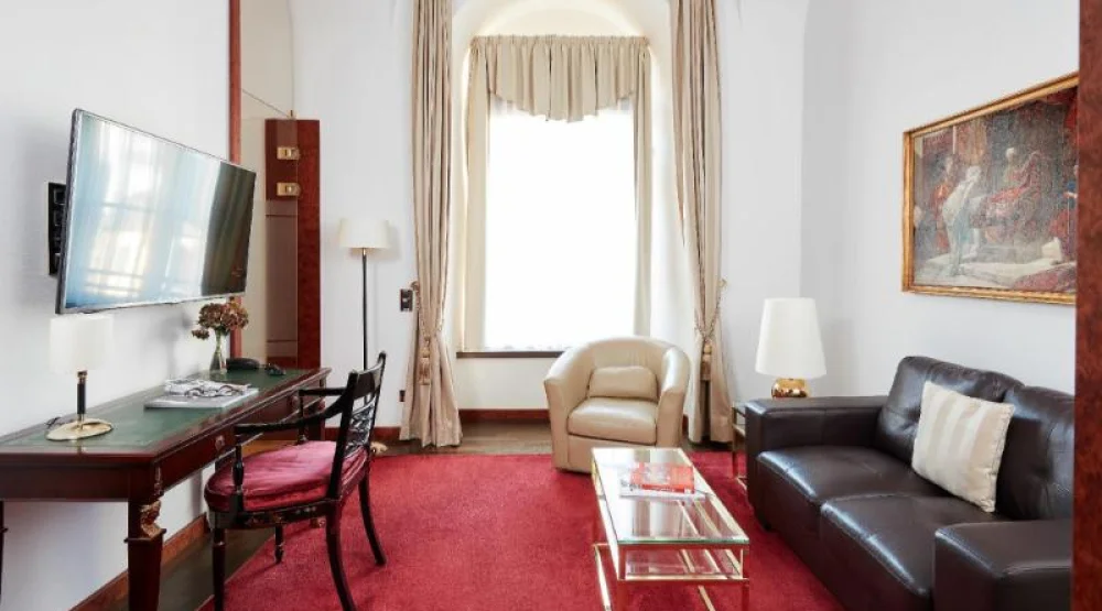 Executive Apartment at Living Hotel De Medici