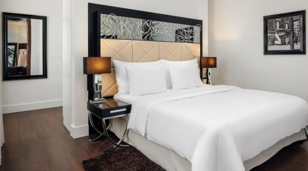 Sauna Suite, One Bedroom Suite, One King at Roomers Berlin Steinplatz Autograph Collection