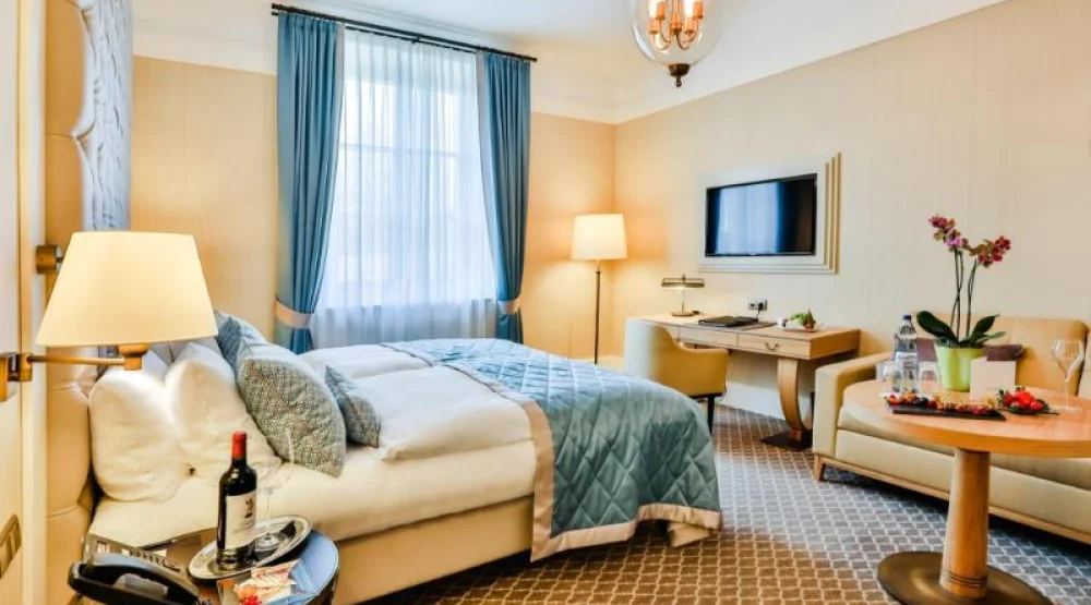 Superior Double Room A at Steigenberger Icon Grandhotel & Spa Petersberg