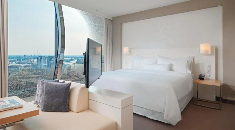 Studio, One King at The Westin Hamburg Elbphilharmonie