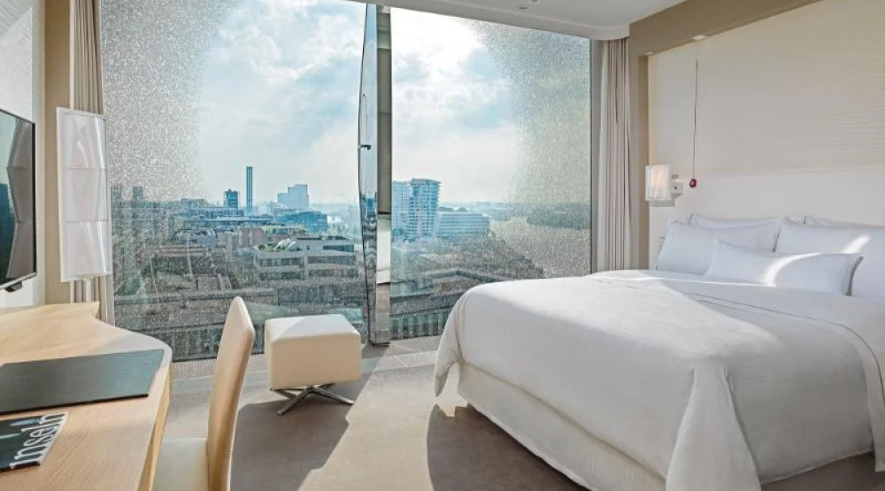 Deluxe, Guest Room, One King, City View, Partial Water View at The Westin Hamburg Elbphilharmonie