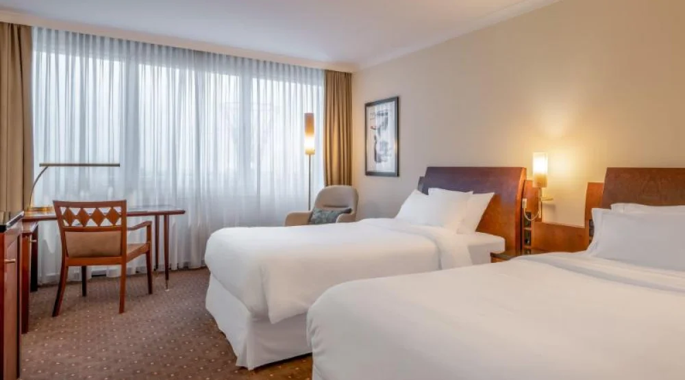 Deluxe Room, Guest Room, Two Twin at The Westin Grand Munich