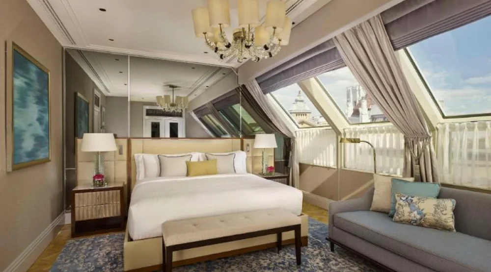 Nora Suite at Al Habtoor Palace Budapest