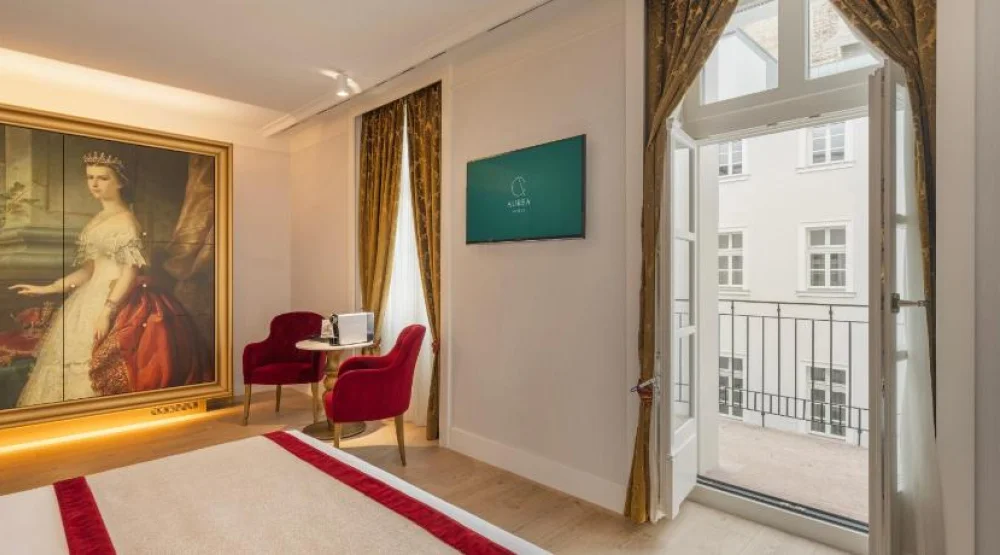 Double Or Twin Room with Balcony at Aurea Ana Palace