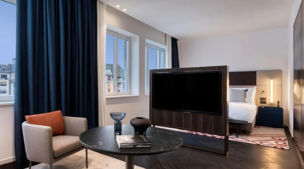 Contemporary Studio Suite, One Bedroom Studio Suite, One King, Street View at Dorothea Hotel Budapest Autograph Collection