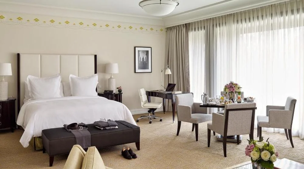 Park Suite with King Bed at Four Seasons Gresham Palace