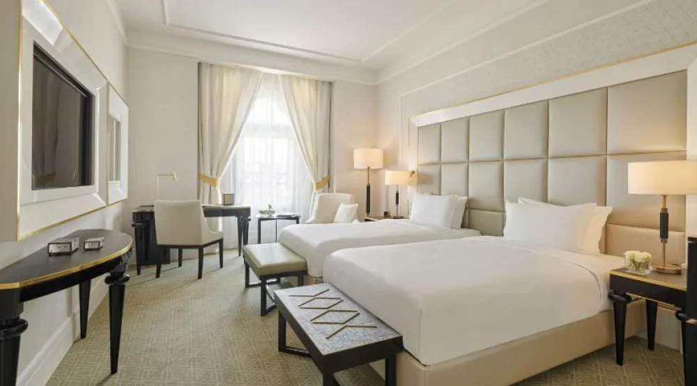 Twin Room at Parisi Udvar Hotel Budapest