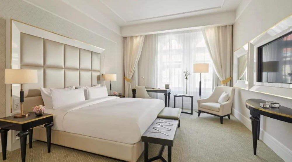 Premium King Room at Parisi Udvar Hotel Budapest