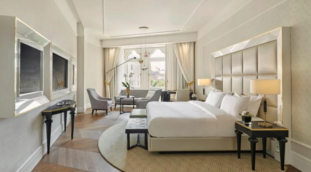 Junior Suite at Parisi Udvar Hotel Budapest