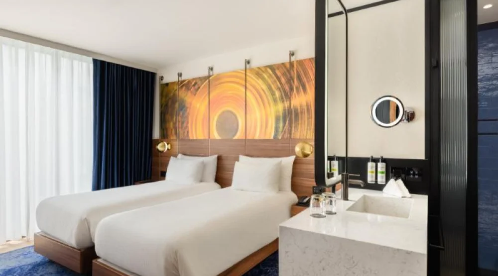 Deluxe Twin Room at Pullman Budapest