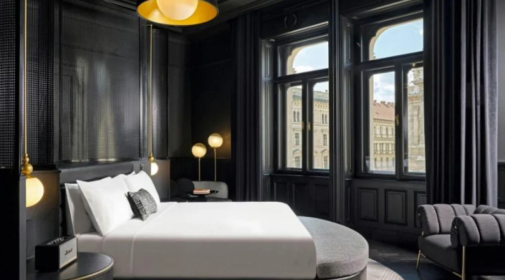 Extreme Wow Suite, One Bedroom Presidential Suite, One King, Opera House View, Balcony, Fireplace at W Budapest
