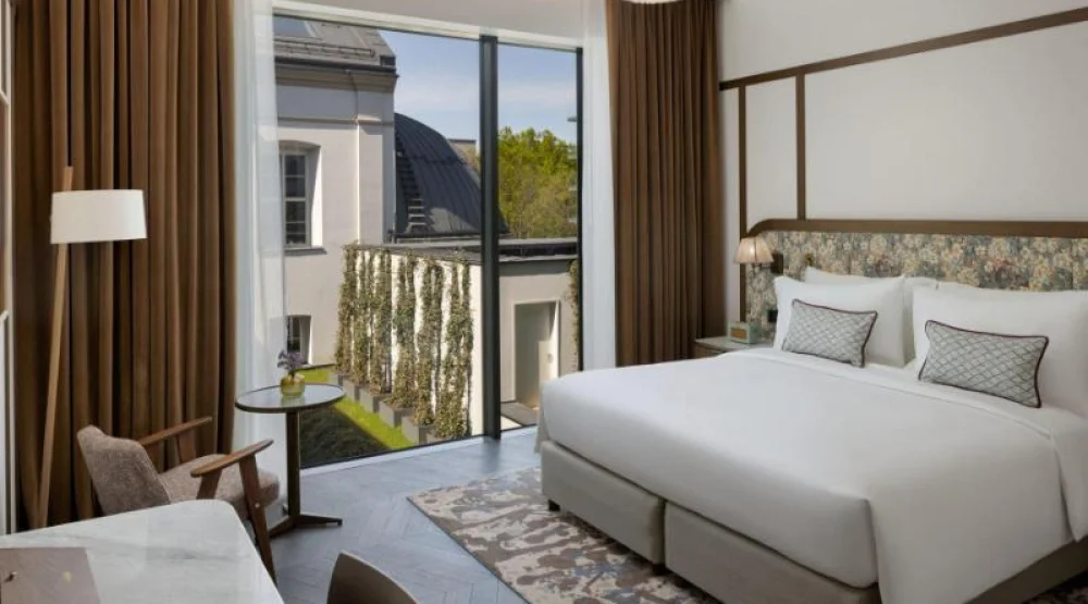 Modern King, Guest Room, One King at Stradom House Autograph Collection