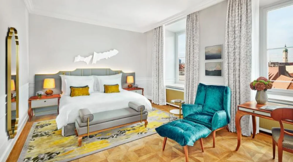 Premier Deluxe King Room at Mandarin Oriental Munich