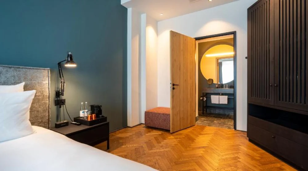 Superior King Room at Sly Berlin