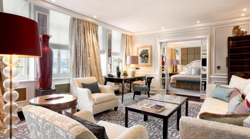 Deluxe Suite Lakeside at Baur Au Lac