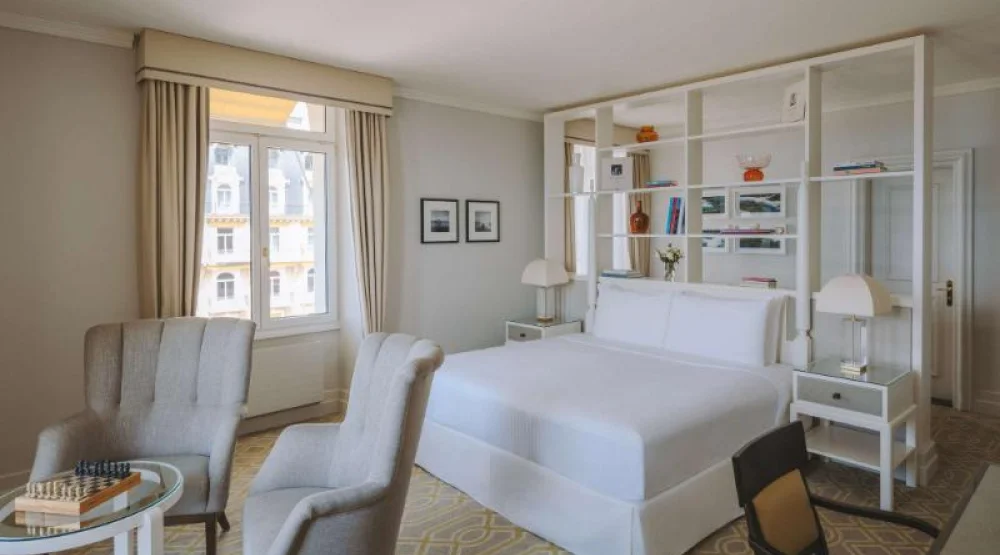 Superior Lake View King - 30sm, 322sf at Fairmont Le Montreux Palace