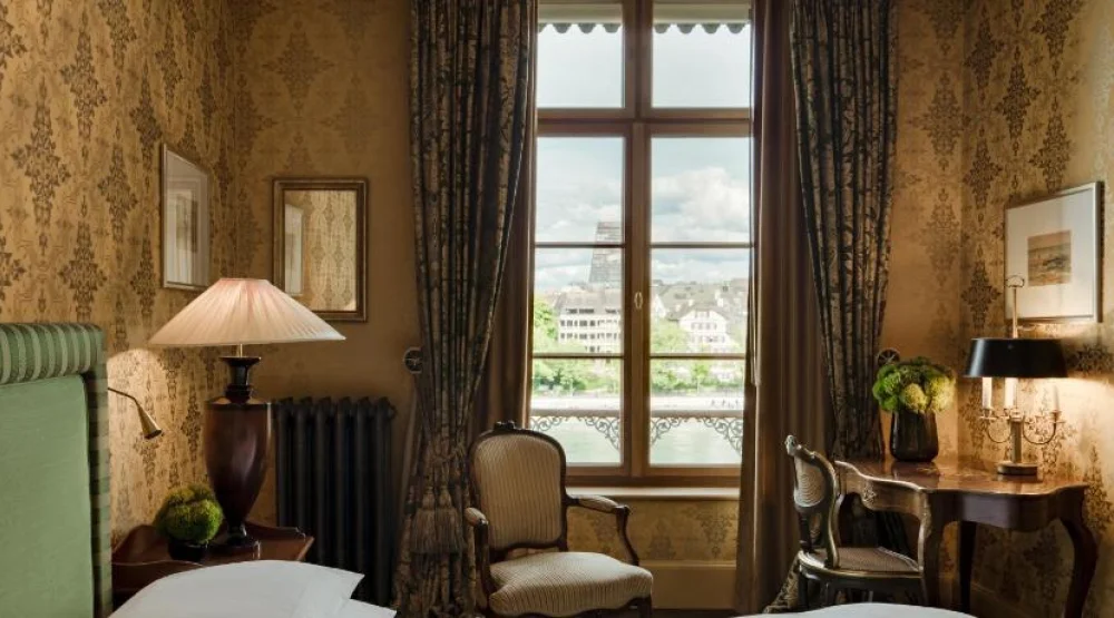 Queen Room at Grand Hotel Les Trois Rois