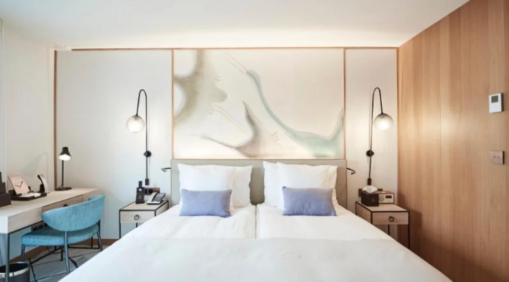 Riverside Double Room at Storchen Zurich Lifestyle Boutique Hotel