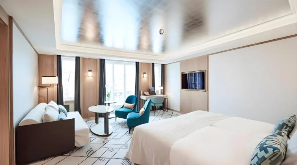 Riverside Junior Suite at Storchen Zurich Lifestyle Boutique Hotel