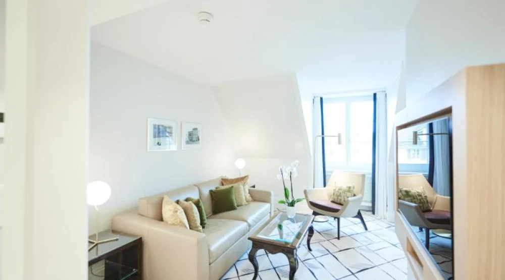 Lifestyle Suite at Storchen Zurich Lifestyle Boutique Hotel