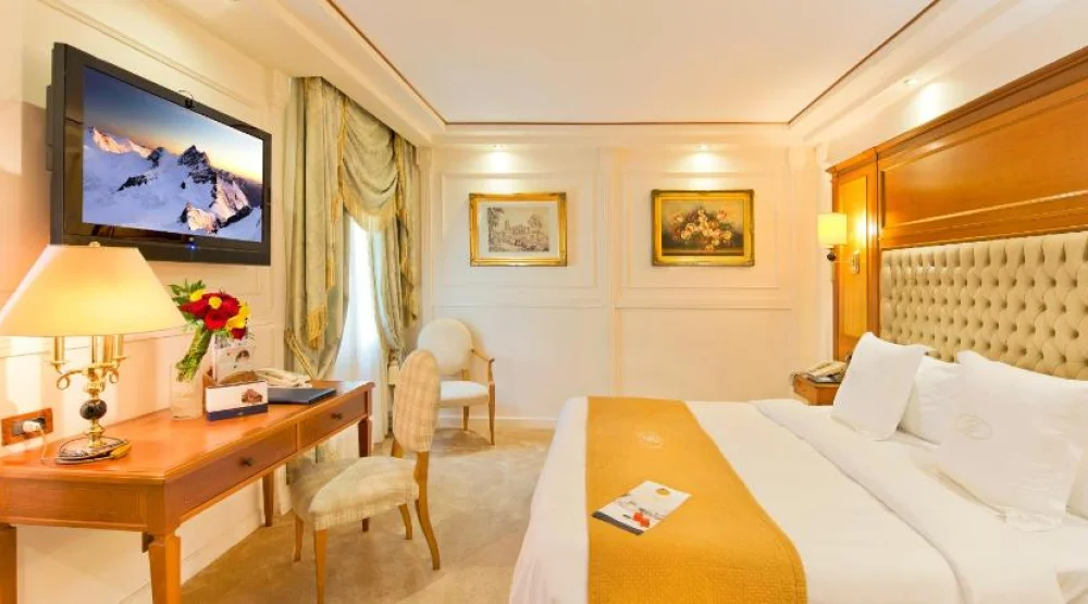 Classic Room at Swiss Diamond Hotel & Spa