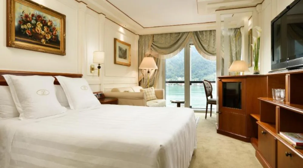 Superior Queen at Swiss Diamond Hotel & Spa