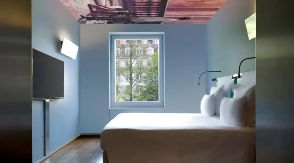 Garden & Park Loft, Suite, One King, Garden View at The Hotel Lucerne Autograph Collection