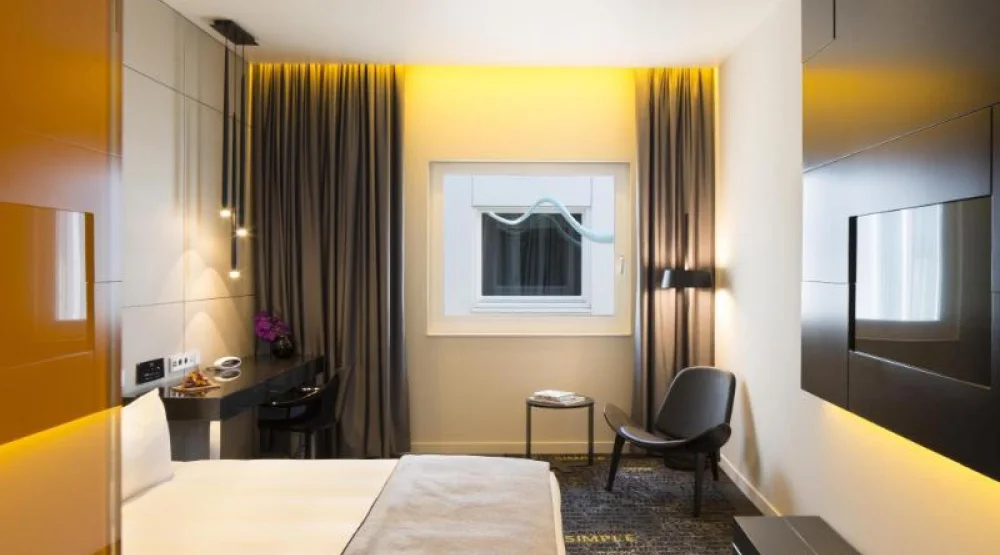 Art King Room at Art'otel Amsterdam