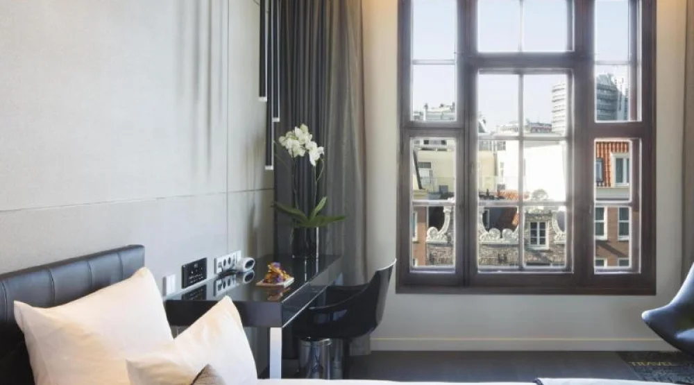 Art Room plus King at Art'otel Amsterdam