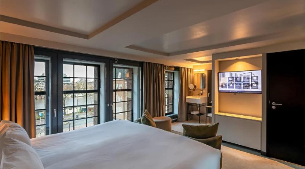 Deluxe Room at Pestana Amsterdam Riverside